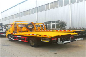 分宜附近拖车救援搭电